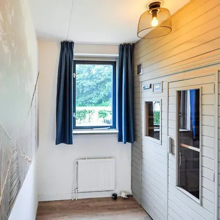 Tof Wellness Huis, Alles Nieuw, Gelegen Bij Meer. Holiday home