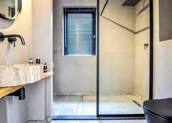 Tof Wellness Huis, Alles Nieuw, Gelegen Bij Meer.